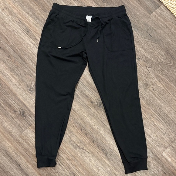 Zyia Active Ladies Black Joggers! XXL - Picture 3 of 7
